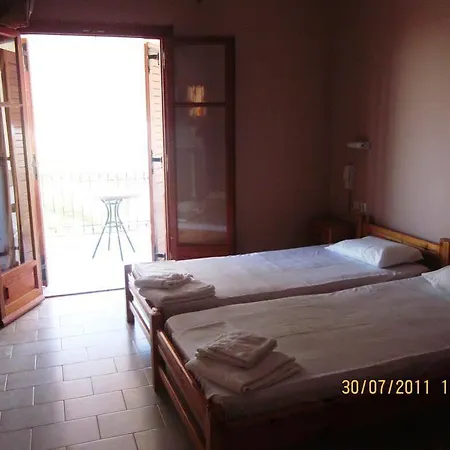 Liogerma * Trapezaki (Kefalonia)